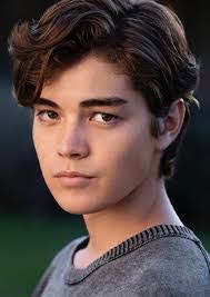 Gavin Lang's Instagram, Twitter & Facebook