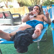 Maybe you would like to learn more about one of these? Leyterhs Petroynias O Neos Arxontas Twn Daxtylidiwn