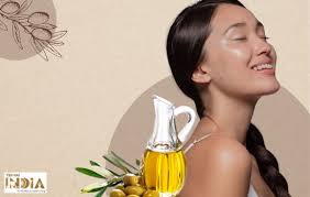 Olive Oil Benefits: Top Olive Oil Benefits for Skin, Hair and Health