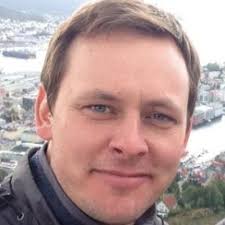 Eric Olson (@olsonscholcomm)