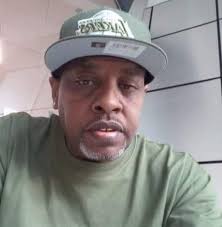 Wishing happy birthday to neighbor