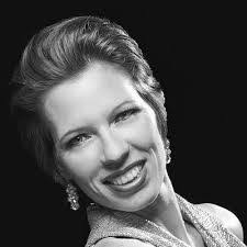 Kay Cloud's Instagram, Twitter & Facebook