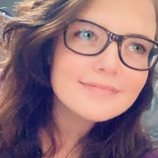 What is the mascot of 321TRS/FLT475?