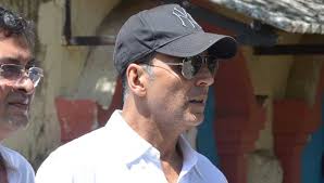 B-Town mourns the loss of Vikas Mohan