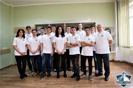 44 % populație urbană 56 % populație rurală județul ocupă ca populație locul 29 din cele 41 de județe ale româniei: Baia Mare Colegiul NaÅ£ional Vasile Lucaciu Desemnat Centru Regional De Dezvoltare A Roboticii 2mnews