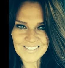 Lori Mccomas's Instagram, Twitter & Facebook