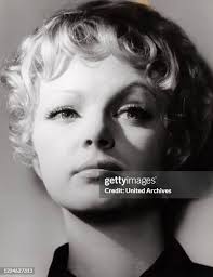 995 Barbara Schone Photos & High Res Pictures