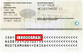 Hallo, die ausweisnummer bei neuen personalausweisen befindet sich auf der vorderseite rechts. Die Personalausweisnummer Findet Sich Nur Auf Der Ruckseite Bitpage De Der Technikblog