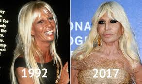 She is the sister of gianni versace, founder of the luxury fashion company versace which she inherited a portion of upon her brother's death in 1997. Vitamin Typicky Vune Doner Teller Versace Zona Prijimaci Stroj Vyjadrit