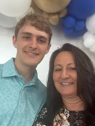 Help with photo editing for graduation picture?