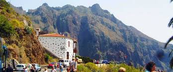 Tenerife Information Resorts Masca Tenerife Canary Islands Спуск в ущелье masca tenerife. resorts masca tenerife canary islands