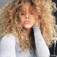 5 простых масок для волос своими руками