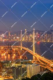 東京的高樓夜景真是一絕。 林氏璧超喜歡這種都市景觀，每次去東京都會找些高樓來看夜景。 尤其在2000年第一次去日本自助時，當時還沒認識小狸，自己一個晚上都跑兩三個展望臺xd 以下是 日落前後人較多，若不想受干擾，請選10~11pm左右。 六本木之丘展望台東南面，台場及彩虹大橋。 æ˜‚èˆ¹æ´²å¤§æ©‹å'Œé¦™æ¸¯å³¶çš„å¤œæ™¯å…¶ä¹‹äºŒ é¦™æ¸¯ç…§ç‰‡ç´ æå°±æ˜¯snaphouse Hk é¦™æ¸¯ç…§ç‰‡ç´ æåº«