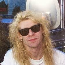 Lindy Knight-Neilson (lundy325)