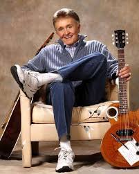 It generally offers one type of food (a kind of bread with cheese and tomato sauce) which you then choose what ingredients to add on top of it. 290 Bill Anderson Ideas Bill Anderson Country Music Bills