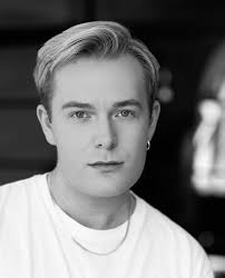 Vuxna människor (TV Series 2022– )