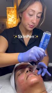 We're thrilled to welcome our new cosmetic injector, Kayla Collum, DNP,  FNP-C, to our team! Kayla graduated from the University of Mississippi  Medical Center in 2019 with her Bachelor of Science in