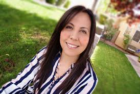 Suzanne Carrillo's Instagram, Twitter & Facebook