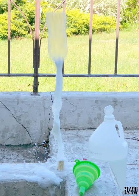Quick Bottle Rockets With Baking Soda & Vinegar - Teach Beside Me