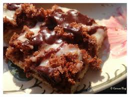 Wie du jetzt süße kuchen backen sollst und das ganz ohne raffinierten. Blechkuchen Rezept Susser Krumelkuchen Mit Schokoladensauce