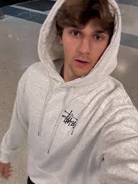 Scott Toney (@scottie2hotttie) • Instagram photos and videos