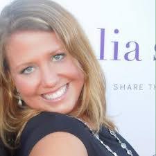 Andrea Byron's Instagram, Twitter & Facebook