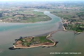 Bernezac Com L A Le Madame En Charente Maritime Charente Maritime Ile D Oleron Ile D Aix