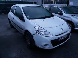 Vente de pièces détachées auto de carrosserie en ligne : Aile Avant Gauche Renault Clio Iii Phase 2 Diesel