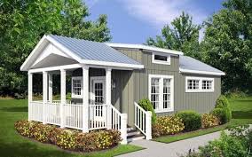 The Antigua Built By Athens Park Model Rvs In Athens Tx View The Floor Plan Of This 1 Bedroom 1 Bathroo In 2020 Park Models Mobile Home Floor Plans
