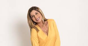 Il s'agit d'un couple plus. Sarah Lopez And Melanie Dedigama Are Still Friends After The Villa Of Broken Hearts 4 We Know The Answer Photo Onties Com