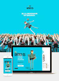 this project presents a special website game of football for the online newspaper zero hora it features the 20th anniv web design game websites digital design