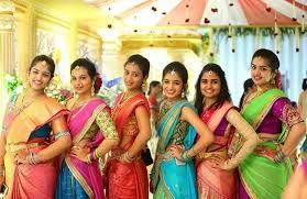 Pin By Esha Bhambri On Fashion Girl Photography Poses Wedding Group Photos Half Saree Function Do you follow a diverse group of influencers? photography poses