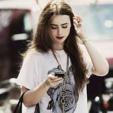 Penelope Bower (@Markovska_P)