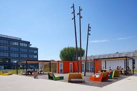 Visite Des Nouveaux Espaces Et Lieux De Vie Du Parc Icade Paris Orly Rungis Journal Du Design Paris Orly Journal Du Design Espace