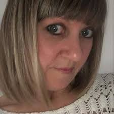 Summer Vibes Anthology: Martin, Kat, Binder, Pam, Russell, Gerri, Winters,  Danica, DesJardien, Teresa, Ford, Angela, James, Joleen, Lee, Katy, Severn,  Nichole, West, Eliana: 9780990842996: Amazon.com: Books