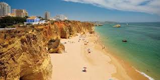 Praia da rocha is a beach and built up area on the atlantic ocean in the southern section of the concelho of portimão, algarve, southern por. Praia Da Rocha No Algarve 2021 Dicas Incriveis