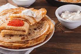 For a festive touch, i garnish the log with marzipan holly leaves and berries. 14 Traditional Russian Desserts Insanely Good