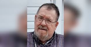 Lisa Stough's Instagram, Twitter & Facebook