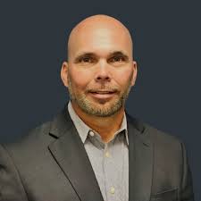 Talk about a whirlwind two weeks….. In this housing market, you don't think  everything will work out for the best possible scenario. Well, that's just  what happened. We listed our house on