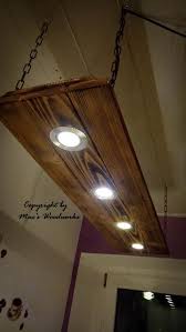 Hermosa Lampara Colgante De Madera Con Led Aqui Tienes La Oportunidad De Mejorar Visualmente Tu Hogar E Wood Ceiling Lights Ceiling Lamp Ceiling Light Design