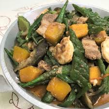 Cookware, utensils, equipment, tools, appliances & more. Pinakbet Tagalog
