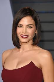 Messy blonde shoulder length bob hairstyle. 25 Best Hairstyles For Round Faces In 2020 Easy Haircut Ideas For Round Face Shape