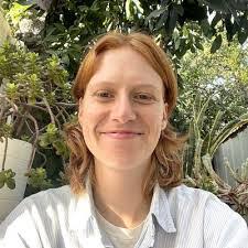 Elise Cramer's Instagram, Twitter & Facebook