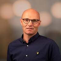 300+ “Dullum” profil