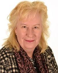 Susan Ringwood's Instagram, Twitter & Facebook