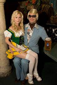 He is an actor, known for ein mann für jede tonart (1993), heino. Heino