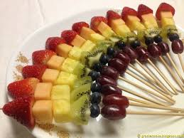 Rainbow Fruit Skewers For Wedding Hors D Oeuvres Reception Party Repas Mariage Brochette Fruits Amuse Gueules Pour Reception