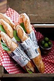 Belegte Baguettebrote Ein Schmackhafter Snack Fur Die Nachste Party Picnic Food Food Food Photography Workshop
