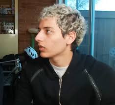 Bee Martinez (abbemart)