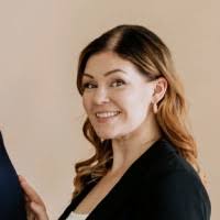 10+ perfiles de «Noora Heinonen»